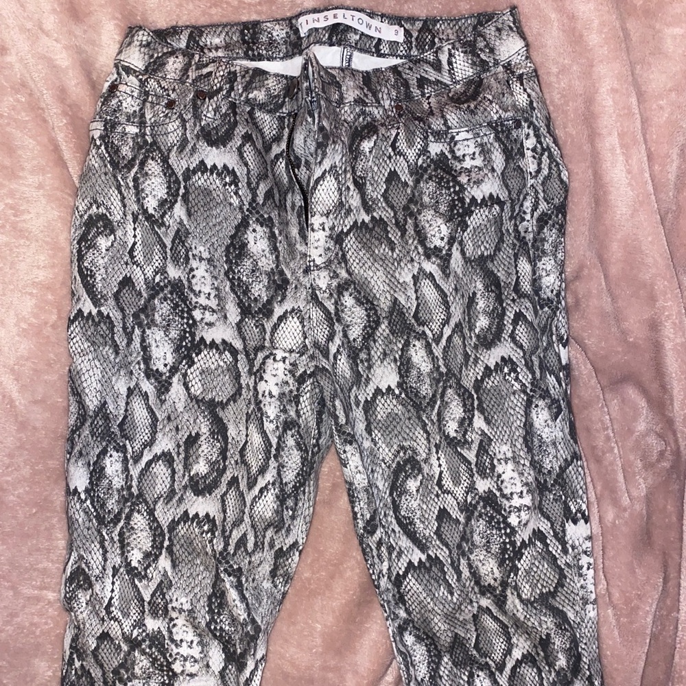 Women’s Jeans